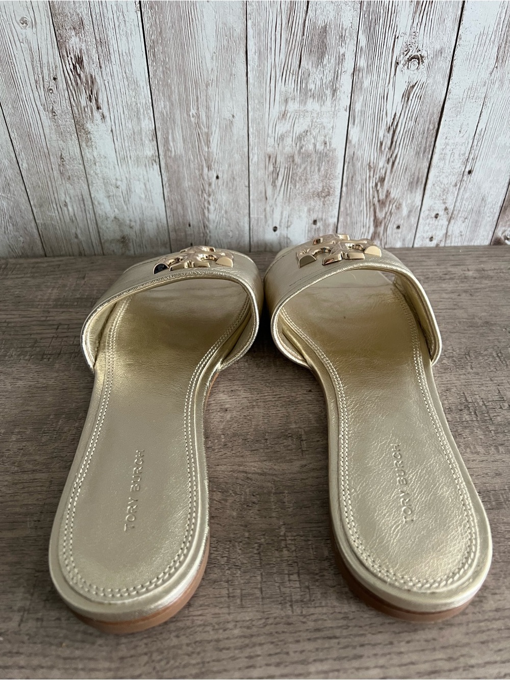 Tory Burch Eleanor Gold Metallic Logo Leather Slide Sandals NEW Size 8.5 - Picture 6 of 10